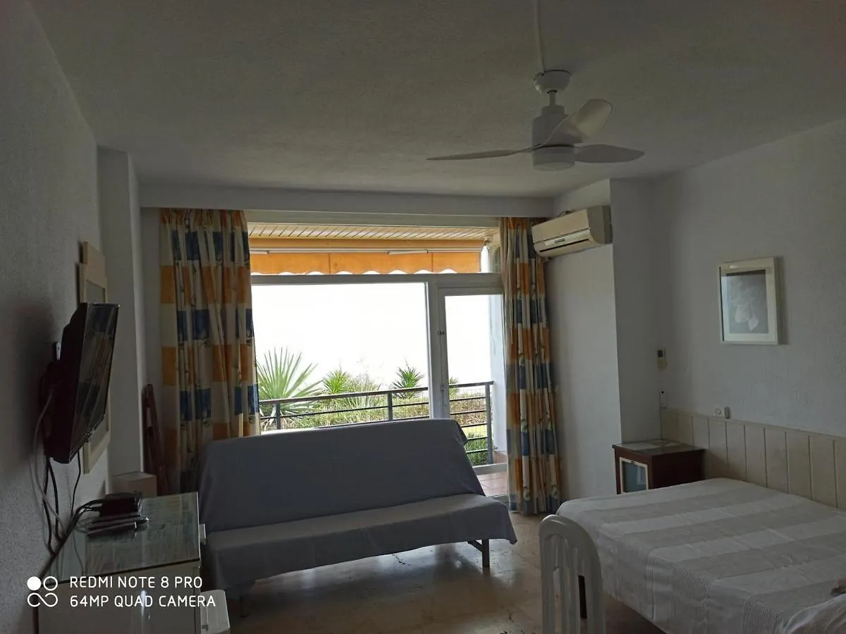 Torremolinos 1ª Linea Playa Apartment 0*,